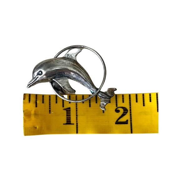 Beau Vintage Sterling Silver Dolphin Brooch, Retro Dolphin Pin - Picture 4 of 6
